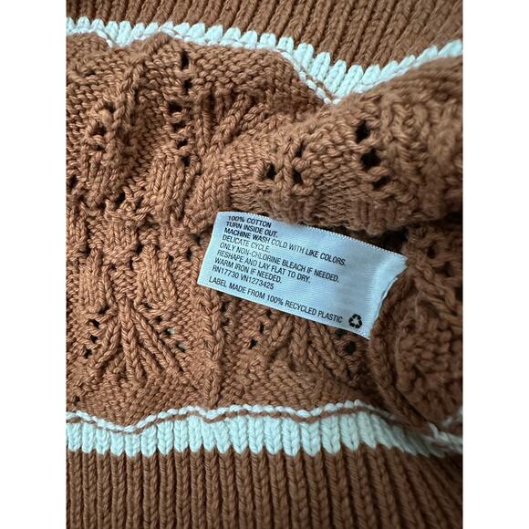 Universal thread cropped crochet sweater L - Picture 6 of 7